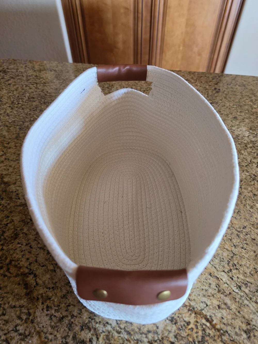 White Woven Rope Storage Basket with Brown Faux Leather Handles Gold Snaps - EUC